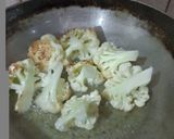 A picture of step 1 of Aloo Gobi Matar Sabzi (Potato, Cauliflower, and Pea Curry).