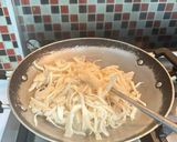 Foto langkah ke 2 dari resep Tumis Timun Jamur Tiram.