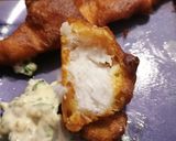 Une image de l'étape 4 de Fish and chips sauce tartare.