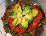 Une image de l'étape 6 de Salade de laitue rouge aux tomates,concombre et persil.