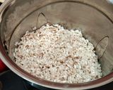 A picture of step 3 of Red rice laddoo / kaikuththal arisi urundai.