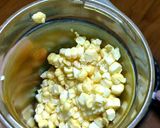 Foto langkah ke 2 dari resep Cookies Jagung (196).