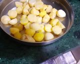 दम आलू पालक की सब्जी(dum aloo palak ki sabzi recipe in hindi) रेसिपी चरण 1 फोटो
