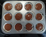 Foto del paso 8 de la receta: Magdalenas de plátano (incluye versión chocolate)