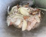 รูปขั้นตอนการทำที่ 1 ของ ทะเลผัดไข่เค็ม