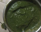 A picture of step 3 of Dhaniya pudina chutney.