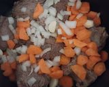 Foto del paso 3 de la receta: Carne a la cacerola