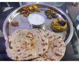 भोगी स्पेशल / भोगीची भाजी (bhogichi bhaji recipe in marathi) रेसिपी स्टेप 2 फोटो 