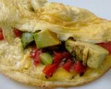 Foto del paso 4 de la receta: Omelette de tomate y palta
