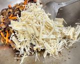 A picture of step 2 of Hot and Sour Soup.