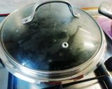 # 23 04 26 Remek kis vacsora, cukkini brokkoli spagetti parmezán combó recept fázis 1 fotója