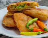 Foto langkah ke 4 dari resep Martabak Telur Mini.