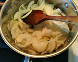 Foto del paso 1 de la receta: Sopa de cebolla