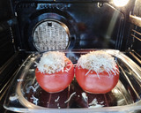 Foto del paso 4 de la receta: Tomates rellenos de arroz y carne