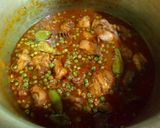 A picture of step 11 of Chicken mtr pulao.