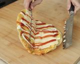 Foto langkah ke 5 dari resep Korean Tortilla Egg Sandwich Devina Hermawan.