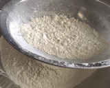 Foto del paso 3 de la receta: Coca de mantequilla y miel y Madeleines con la misma masa