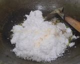 Foto langkah ke 1 dari resep Serundeng Kelapa Bumbu Ungkep Ayam.