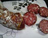 Foto del paso 2 de la receta: Ojitos de longaniza con hojaldre - bol au vent