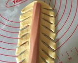 Foto langkah ke 5 dari resep Sausage Bread / Roti isi sosis.
