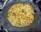 A picture of step 6 of Lauki Thepla.