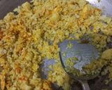 Foto langkah ke 6 dari resep Nasi Goreng Kunyit Teri Nasi.