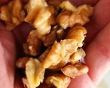 Foto del passaggio 1 della ricetta Pennette integrale con pesto di peperone e noci