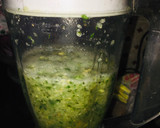 A picture of step 1 of Cucumber, mint leaf & lemon juice🥒🍋.