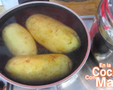 Foto del paso 1 de la receta: Causa Rellena de Pollo – Receta peruana