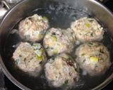 A picture of step 10 of Rye Bread Semmelknödel.