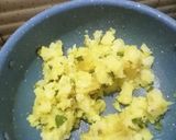 A picture of step 4 of Aloo kachori.