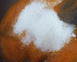 A picture of step 2 of Ripe Papaya Halwa.