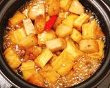 Hình bước làm 1 của món Đậu hủ kho tiêu với chả