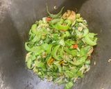 Foto langkah ke 6 dari resep Tumis Sawi Udang Rebon.