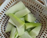 Foto langkah ke 1 dari resep Sup Ayam Jahe Labu Siam.