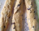 Foto langkah ke 5 dari resep Roti Kismis Kenari.