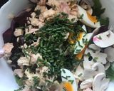 Foto del paso 2 de la receta: Ensalada de espinaca con bonito del norte