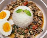 กระเพราหมูหมึก วิธีทำสูตร 3 รูป