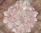 Tárkonyos csirkeraguleves recept fázis 2 fotója