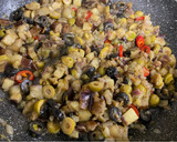 Foto del paso 4 de la receta: Puttanesca con Berenjena