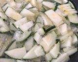 Cukkinis bolognai recept fázis 1 fotója