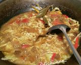 Foto langkah ke 4 dari resep Tongseng Daging Sapi dan Kikil (dengan susu tanpa santan).
