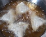 A picture of step 9 of Punjabi Samosa.
