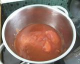 A picture of step 1 of Sig's Tomato and Broccoli Soup.