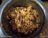 A picture of step 2 of Chana pakoda.