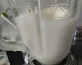 Foto del paso 3 de la receta: Bebida de guanábana, avena y leche🥛🍯🥯