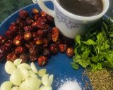 A picture of step 1 of Imli or lal mirch ki chutney.