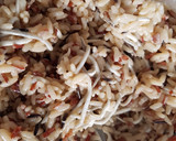 Foto del paso 3 de la receta: Arroces: Arcoiris de arroces con atún y gulas