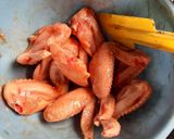 Foto langkah ke 1 dari resep 203. Sayap Ayam Saos Mentega.