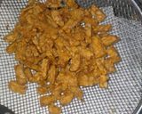 Foto langkah ke 3 dari resep Orek Tempe Daun Jeruk Goreng Kering.
